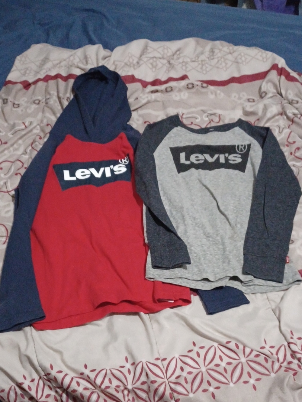 Bundle Of 2 Levi's Long Sleeve Shirts With Logos For Kids Size Small 8-10 Years